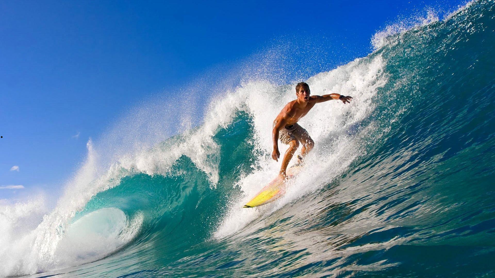 电竞崛起，从边缘娱乐到主流体育的华丽转身